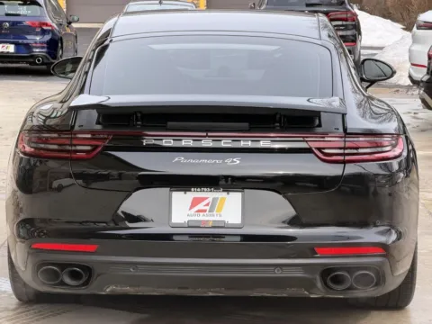 More photos of 2020 PORSCHE PANAMERA 4S at Auto Assets, OH