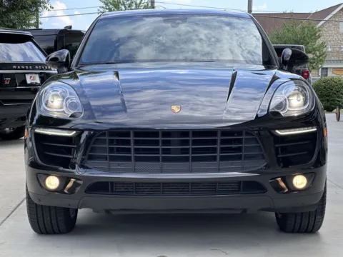 More photos of 2017 PORSCHE MACAN at Auto Assets, OH