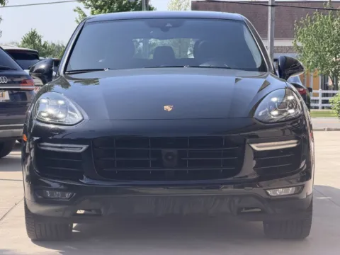 More photos of 2018 PORSCHE CAYENNE TURBO S at Auto Assets, OH