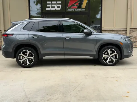 Photos of 2025 VOLKSWAGEN TIGUAN SE for sale in Powell, OH at Auto Assets