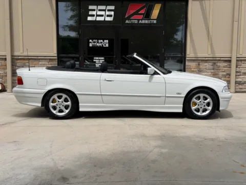 Photos of 1998 BMW 323 IC AUTOMATIC for sale in Powell, OH at Auto Assets