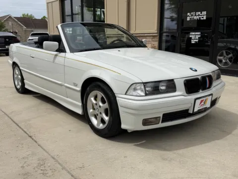 Another view of 1998 BMW 323 IC AUTOMATIC for sale in Powell, OH at Auto Assets