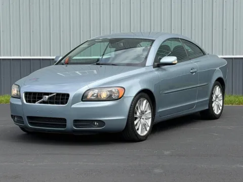 Blue 2007 VOLVO C70 T5 for sale in Powell, OH