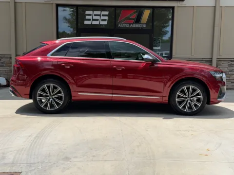 Photos of 2022 AUDI SQ8 PRESTIGE for sale in Powell, OH at Auto Assets