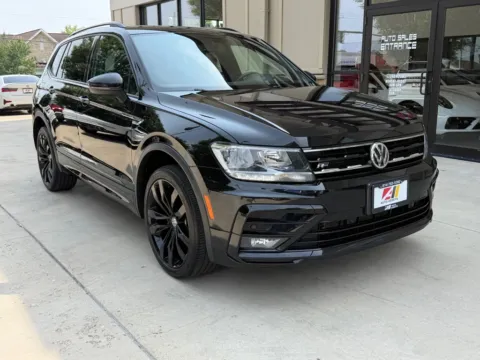 Another view of 2021 VOLKSWAGEN TIGUAN SE for sale in Powell, OH at Auto Assets