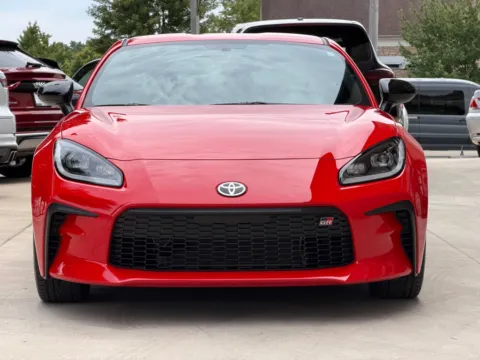 More photos of 2025 TOYOTA GR 86 PREMIUM at Auto Assets, OH