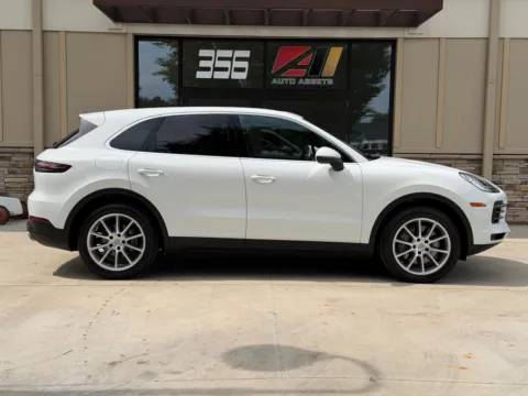 Photos of 2023 PORSCHE CAYENNE BASE for sale in Powell, OH at Auto Assets