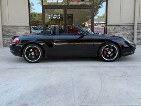 Photos of 2003 PORSCHE BOXSTER for sale in Powell, OH at Auto Assets