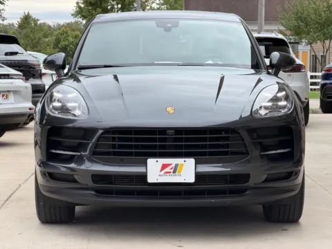 More photos of 2021 PORSCHE MACAN BASE at Auto Assets, OH