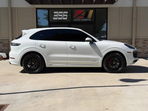 Photos of 2023 PORSCHE CAYENNE GTS for sale in Powell, OH at Auto Assets