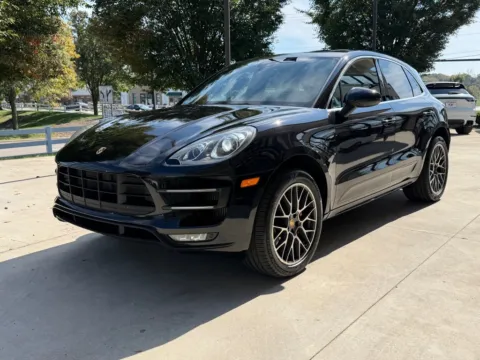 More photos of 2016 PORSCHE MACAN TURBO at Auto Assets, OH