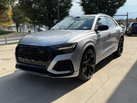 More photos of 2022 AUDI RS Q8 4.0T quattro at Auto Assets, OH