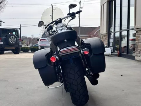 More photos of 2009 HARLEY-DAVIDSON DYNA FAT BOB FXDF at Auto Assets, OH