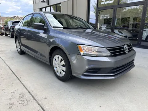 Another view of 2015 VOLKSWAGEN JETTA BASE for sale in Powell, OH at Auto Assets