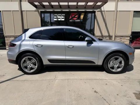 Photos of 2016 PORSCHE MACAN S for sale in Powell, OH at Auto Assets
