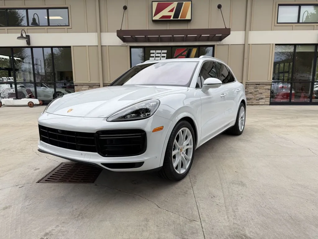 White 2022 PORSCHE CAYENNE TURBO for sale in Powell, OH
