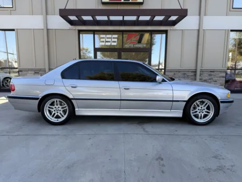 Photos of 2001 BMW 740 IL SPORT for sale in Powell, OH at Auto Assets