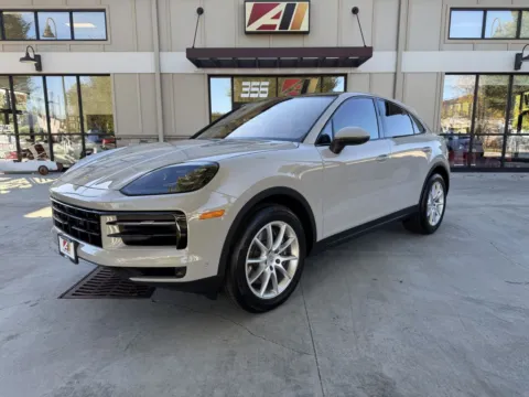 Gray 2024 PORSCHE CAYENNE COUPE for sale in Powell, OH