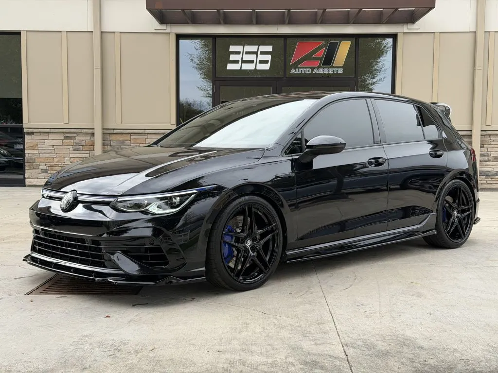 Black 2022 VOLKSWAGEN GOLF R 4Motion for sale in Powell, OH