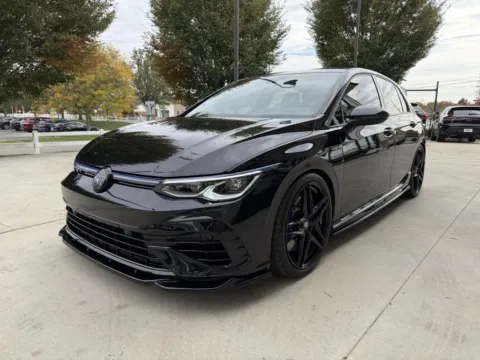 More photos of 2022 VOLKSWAGEN GOLF R 4Motion at Auto Assets, OH