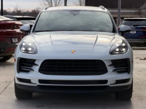More photos of 2019 PORSCHE MACAN at Auto Assets, OH