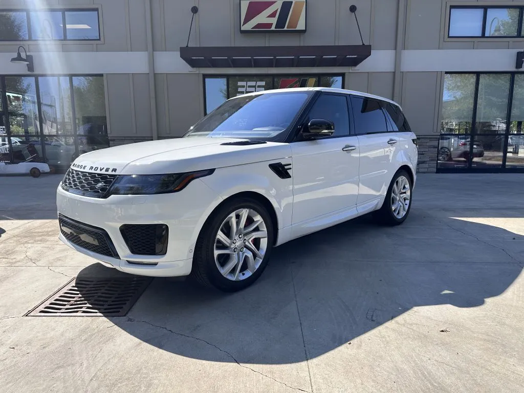 White 2019 LAND ROVER RANGE ROVER SPO HSE DYNAMIC for sale in Powell, OH