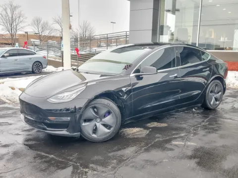 Black 2019 Tesla Model 3 Standard for sale in Naperville, IL