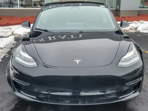 More photos of 2019 Tesla Model 3 Standard at Maserati Alfa Romeo of Naperville, IL