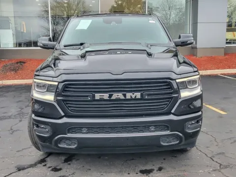 More photos of 2023 Ram 1500 Laramie at Maserati Alfa Romeo of Naperville, IL