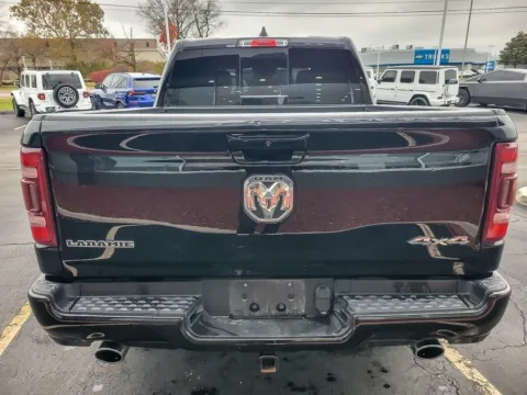 More photos of 2023 Ram 1500 Laramie at Maserati Alfa Romeo of Naperville, IL