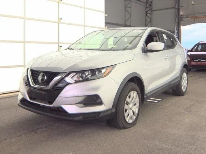 Silver 2020 Nissan Rogue Sport S for sale in Naperville, IL