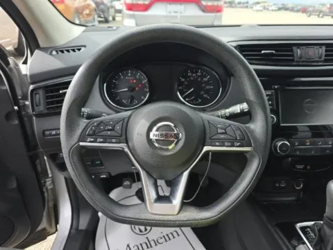 More photos of 2020 Nissan Rogue Sport S at Maserati Alfa Romeo of Naperville, IL