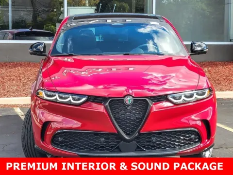 More photos of 2024 Alfa Romeo Tonale Veloce at Maserati Alfa Romeo of Naperville, IL