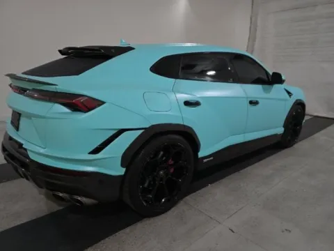 Photos of 2023 Lamborghini Urus Performante for sale in Naperville, IL at Maserati Alfa Romeo of Naperville