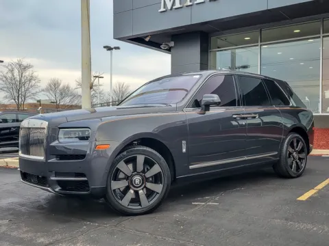 Black 2022 Rolls-Royce Cullinan for sale in Naperville, IL