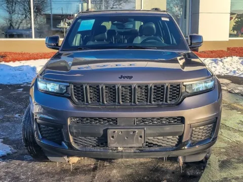More photos of 2021 Jeep Grand Cherokee L Altitude at Maserati Alfa Romeo of Naperville, IL