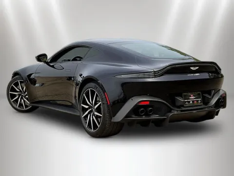 More photos of 2020 Aston Martin Vantage at Maserati Alfa Romeo of Naperville, IL