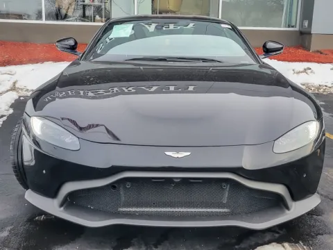 More photos of 2020 Aston Martin Vantage at Maserati Alfa Romeo of Naperville, IL