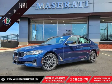 Blue 2022 BMW 5 Series 540i xDrive for sale in Naperville, IL