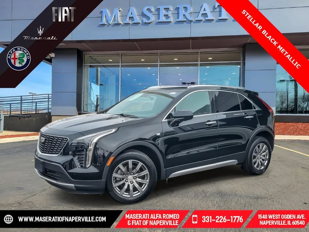 Black 2020 Cadillac XT4 Premium Luxury for sale in Naperville, IL