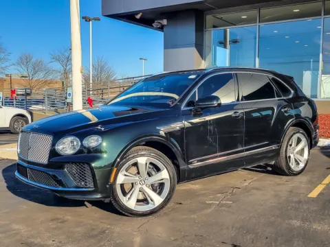Green 2021 Bentley Bentayga V8 for sale in Naperville, IL