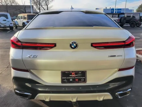 More photos of 2023 BMW X6 xDrive40i at Maserati Alfa Romeo of Naperville, IL