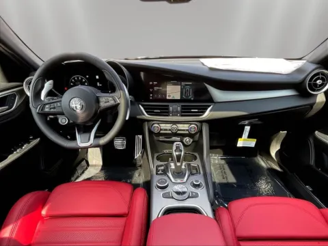 More photos of 2025 Alfa Romeo Giulia Veloce at Maserati Alfa Romeo of Naperville, IL
