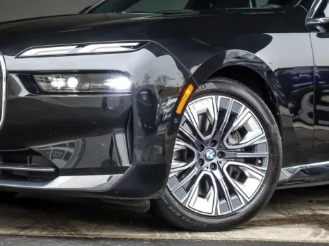 Another view of 2023 BMW i7 xDrive60 for sale in Naperville, IL at Maserati Alfa Romeo of Naperville