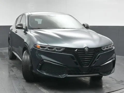 Photos of 2026 Alfa Romeo Tonale Sport Speciale for sale in Naperville, IL at Maserati Alfa Romeo of Naperville