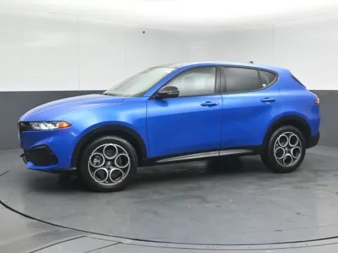 More photos of 2026 Alfa Romeo Tonale at Maserati Alfa Romeo of Naperville, IL