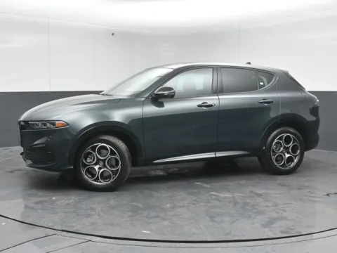 More photos of 2026 Alfa Romeo Tonale at Maserati Alfa Romeo of Naperville, IL