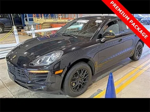 Black 2018 Porsche Macan for sale in Naperville, IL