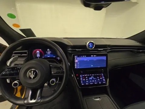 More photos of 2023 Maserati Grecale Trofeo at Maserati Alfa Romeo of Naperville, IL