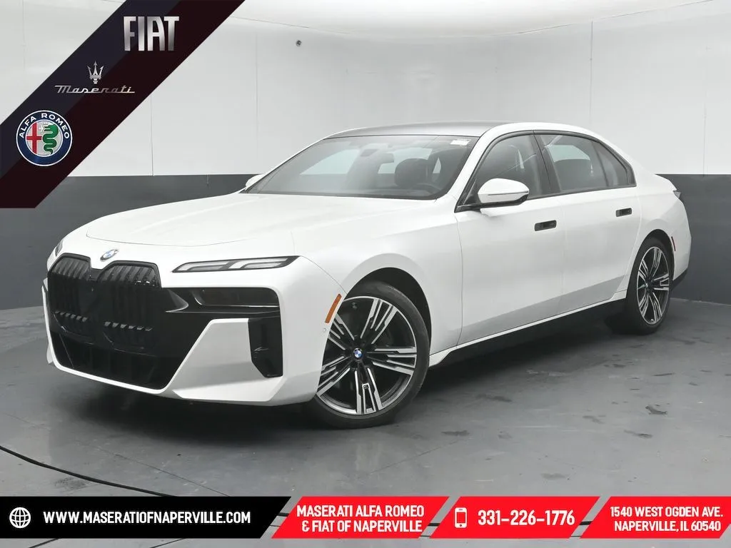 White 2023 BMW 7 Series 760i xDrive for sale in Naperville, IL